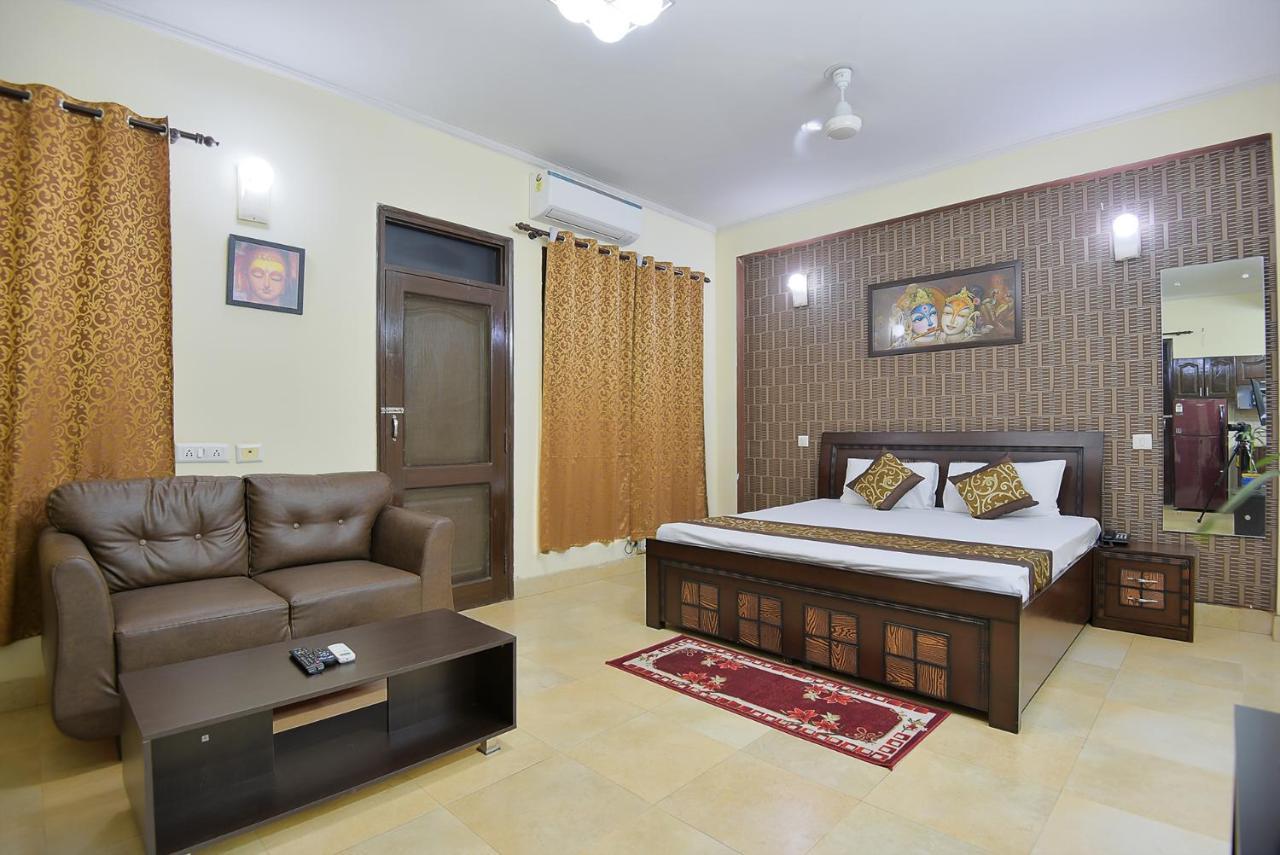 Bedchambers Serviced Apartments, Sushant Lok Гургаон Екстериор снимка
